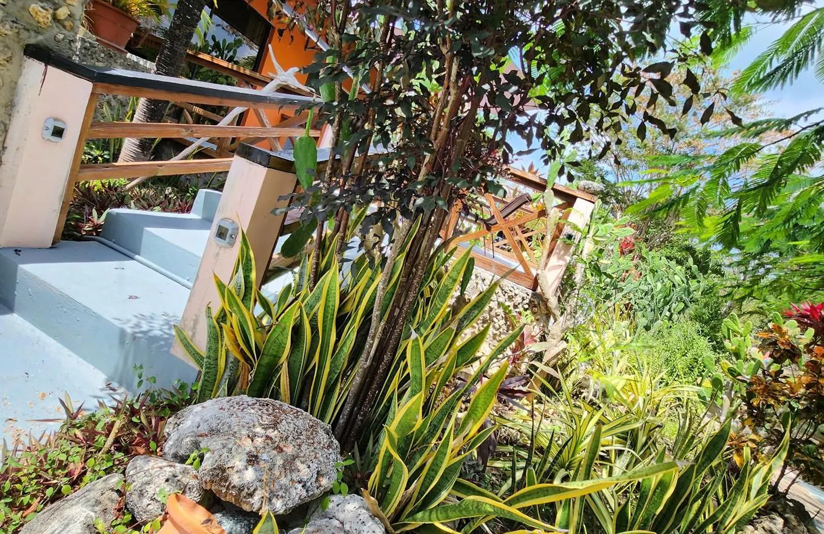 Aparthotel Carolina Point Resort Crown Point Trinidad And Tobago
